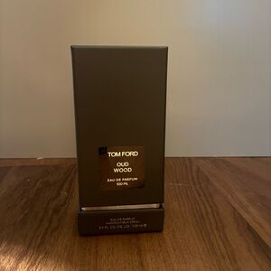 Tom Ford Oud Wood Eau de Parfum - Brown
